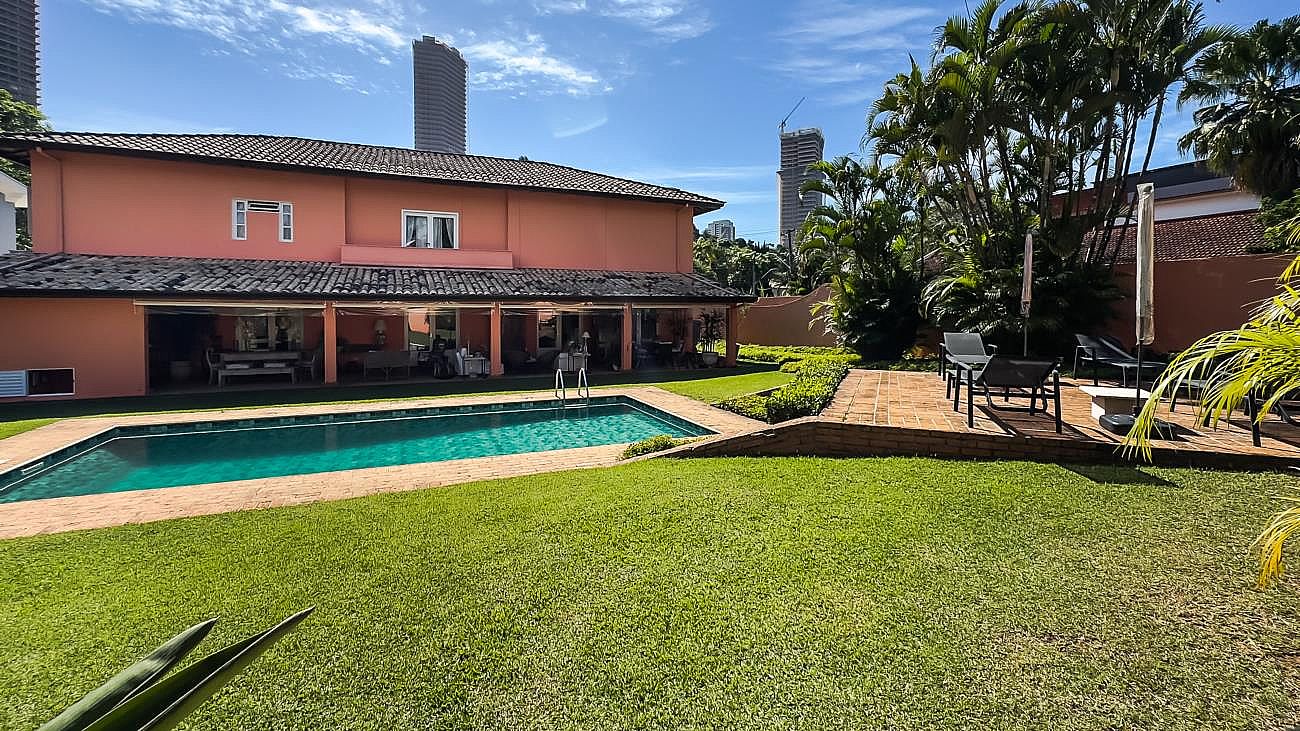 Casa de condom�nio&nbsp;Barueri &nbsp;Alphaville &nbsp;Alphaville Residencial 02